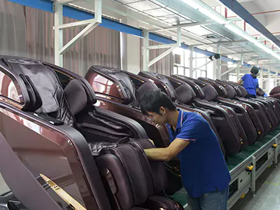Producción anual de 200.000 sillones de masaje, liderando el mercado mundial con su destreza de fabricación.